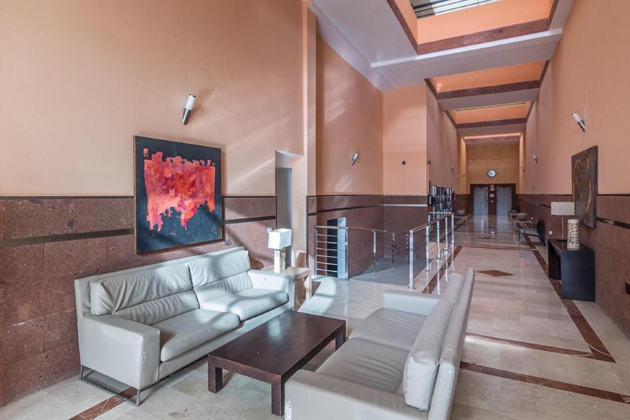 Modern Family Home Above Swimming Pool เปอร์โตริโก ภายนอก รูปภาพ
